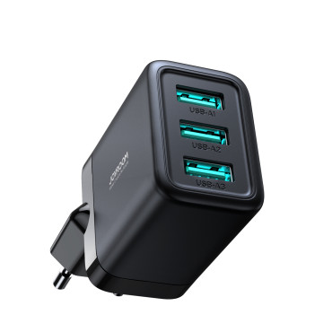 3x USB-Omrežni nakladalnik 3.4a Black