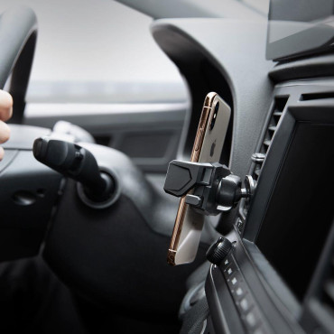Suporte para o telefone para uma grade de ventilação em um carro espagueiro click.r preto