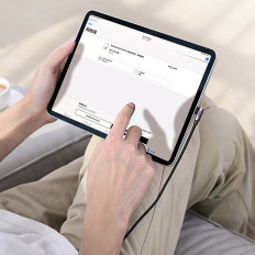 Leņķveida kabelis USB-C elektroenerģijas padeve 60W 20V 3A 1m melns un pelēks