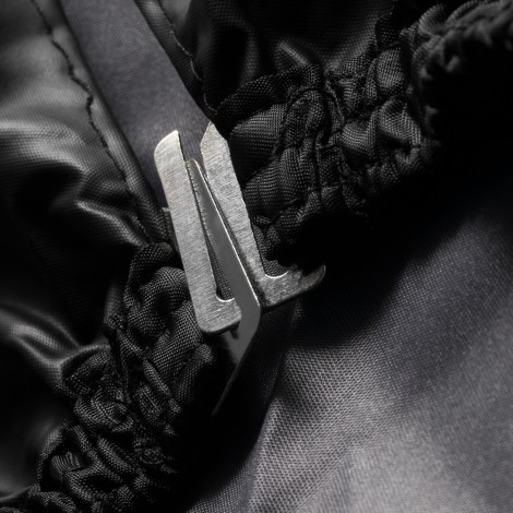 FRISEURUMHANG J-120 — Detailaufnahme Etikett