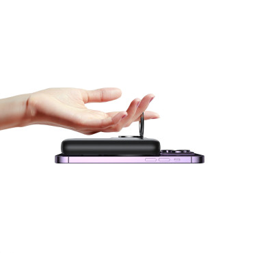 Powerbank Wireless 10000MAH 20W Magsafe med stand + USB-C Kabelvit