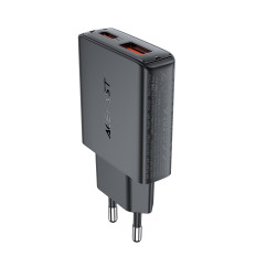 Un pequeño cargador plano GAN PD 30W USB-A USB-C negro