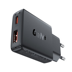 En liten flat loader Gan PD 30W USB-en USB-C svart