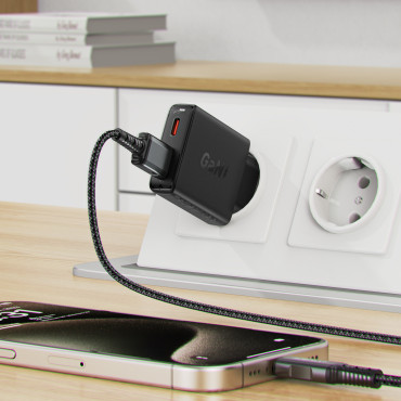 Malý plochý nakladač GAN PD 30W USB-A USB-C ČIERNY