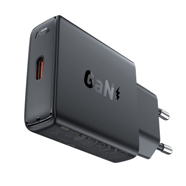Ένας μικρός επίπεδος φορτωτής GAN PD 20W USB-C μαύρο