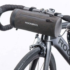 Práctica bolsa de bicicleta impermeable fijada en el volante