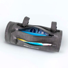 Pratica borsa da bicicletta impermeabile fissata sul volante