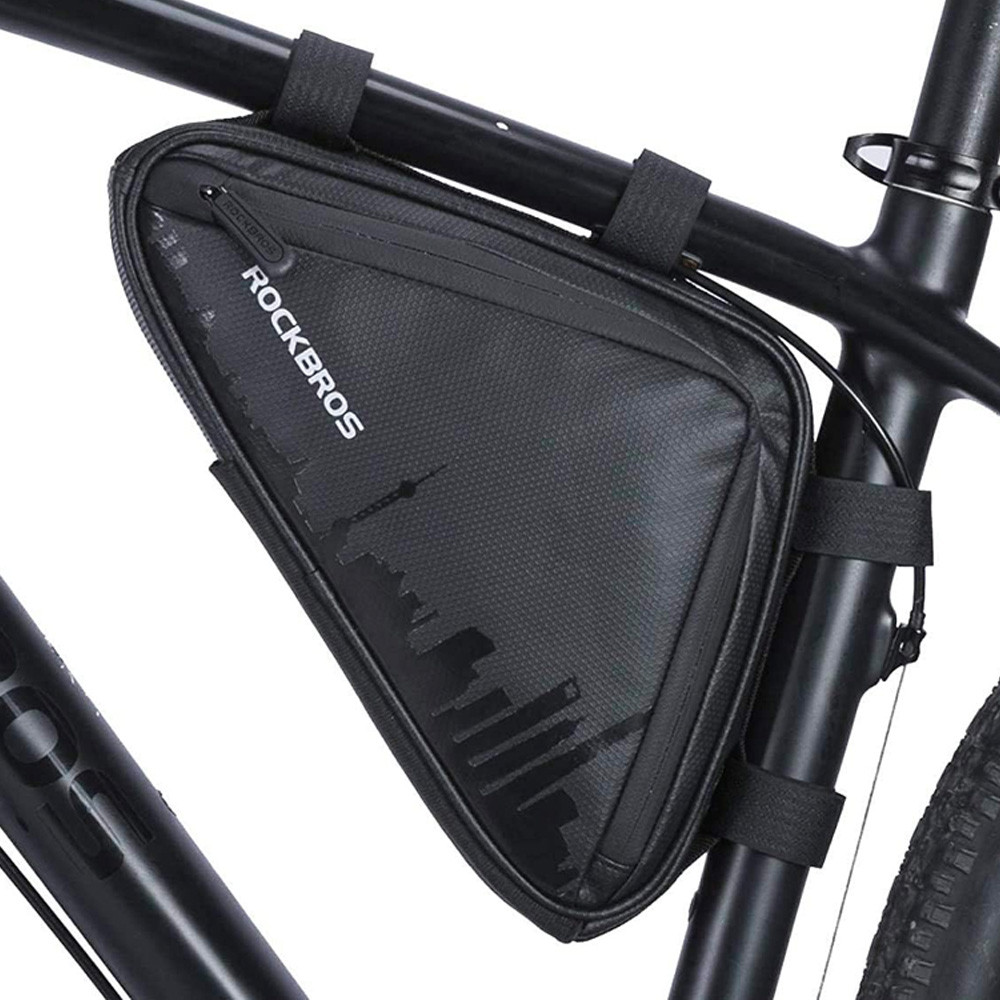 Cykelväska Vattentät fastsatt med rovor på en svart ram
