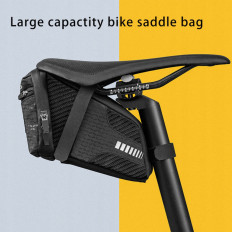 Bolsa de bicicleta impermeable sujeta debajo de la silla. Costumens. 1.5l. Negro