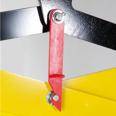 Lift handle for secure lifting and carrying barrels 200l