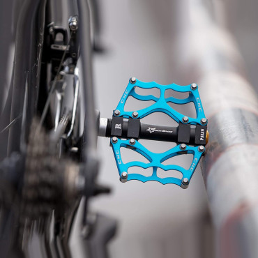 MTB kolesarske pedale modre barve