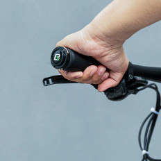 Jízdní kolo grips Gripy k volantu pohodlné kůže - černá