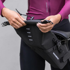 Bolsa de bicicleta sob a sela com ajuste de multidão 3L - preto