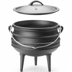 Gietijzeren keteljachtpot over een vreugdevuur voor goules wo. 245 x 280 mm 6 L