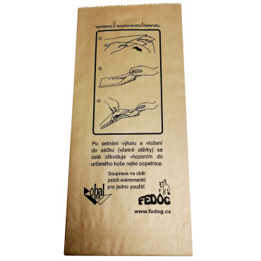 Sacos de papel com caixas de papelão no cão Fedog Droppings CZ 25szt.