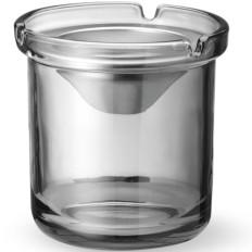 Ein Glasaschenbecher mit einem Stahleinsatz. 98 x 99 mm