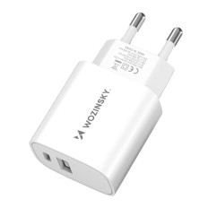 Chargeur blanc USB-A USB-A USB-C 100-240V