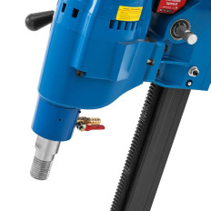 Máquina de perforación de diamantes vertical para hormigón asfalto con un trípode 550 rpm. 3300 w