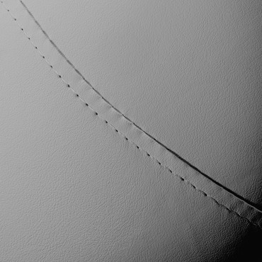 Sgabello cosmetico Giovanni 1004 grigio con base argento — primo piano della superficie
