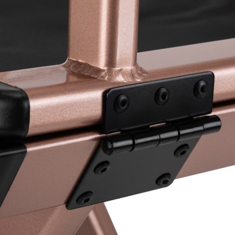 CADEIRA DE MAQUILHAGEM DOBRÁVEL EM ALUMÍNIO ROSE GOLD — close-up