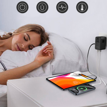 Adapter Travel Charger 70W EU / US / AUS / Storbritannien med inbyggd USB-C-kabel - Svart