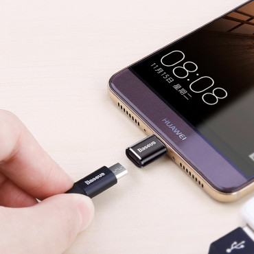 Mini-sovittimen sovitin Micro USB USB-C - musta