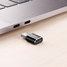 Mini adapter adapter med mikro USB på USB-C - svart