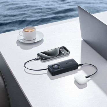 Powerbank 10000MAH 30W koos USB-C-pordiga ja rippmenüüst USB-C Free2Pulli kaabel - must