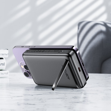 PowerBank 10000mAh magnētiskā indukcija ar PD 20W + kabeļa opciju - melns