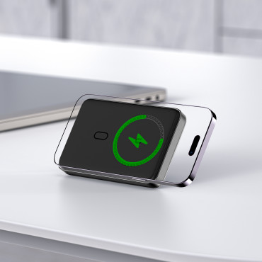 PowerBank 10000mAh magnētiskā indukcija ar PD 20W + kabeļa opciju - melns