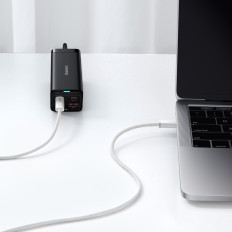 Kabeldynamisk serie USB-C - USB-C 100W 1M - Vit