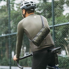 Bicykel Bag fixovaný na ráme kolies pod 2L sedlom - zelená