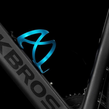 Fiets aluminium handvat op een flesfles - blauw