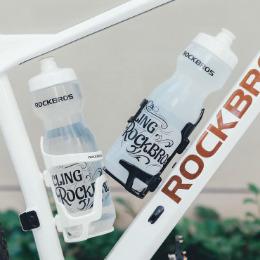 Cykelhållare med polykarbonat på en flaska vattenflaska. 51-73 mm - vit