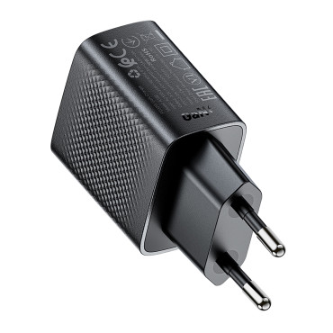 A102 GAN USB-C PD 30W - črna