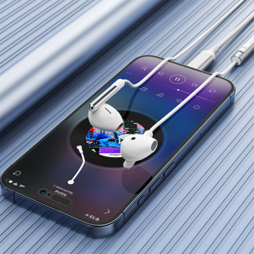 Žične slušalke z mikrofonom USB-C in daljinskim upravljalnikom 1.2m - bela