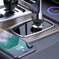 R78 78W USB-C PD / 2XUSB-A Car Charger - črna