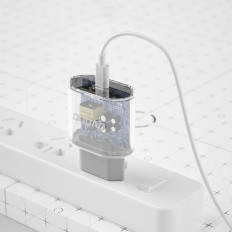 En liten A14EU PD 20W USB-C Nätverksladdare - Vit
