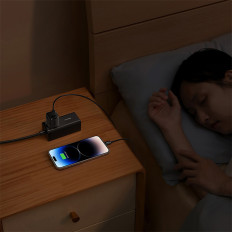 Cube Pro 30W USB-C Network Charger - Sort