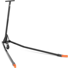 Maneuvering handle positioning for vehicle carts