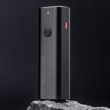 Lâmpada de bicicleta dianteira com lanterna branca 600lm IPX6 USB-C - Preto