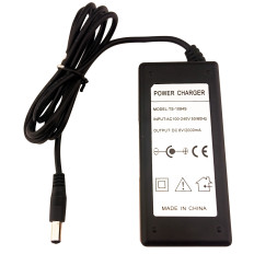 Una fuente de alimentación para un peso de gancho. Steinberg Systems 6v 2000