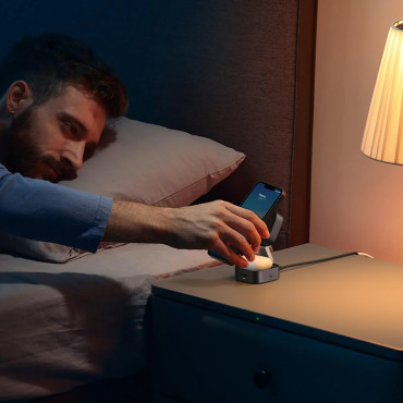 3IN1 Indukčná nabíjačka Magsafe Qi na telefóne Slúchadlá s USB-C port - čierna