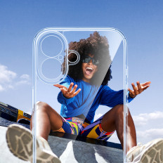 Case Classy Clear Protective Case på iPhone 16 Plus - Genomskinlig