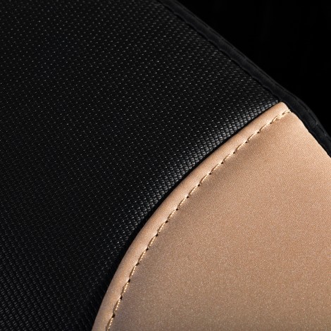 Silla de masaje Sakura Luxury 808 negra y beige — detalle de la superficie