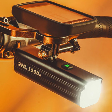 Sprednja svetilka za kolesa 5000mAh 1500LM IPX6 Montaža Garmin in GoPro - črna
