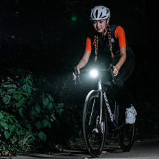 Sprednja svetilka za kolesa 5000mAh 1500LM IPX6 Montaža Garmin in GoPro - črna