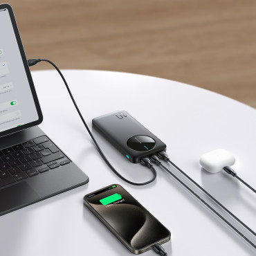 Powerbank JR-PBF12 10000mAh 2.4A 2x USB-A 1x USB-C - Preto