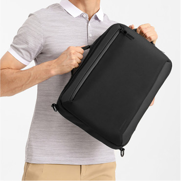 Nahrbtnik Premium vrečko na prenosnem računalniku 15.6 '' z USB 42x8x28cm - Black