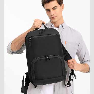Prémium hátizsák a laptopon 15.6 '' vízálló 42x11x30 cm - fekete